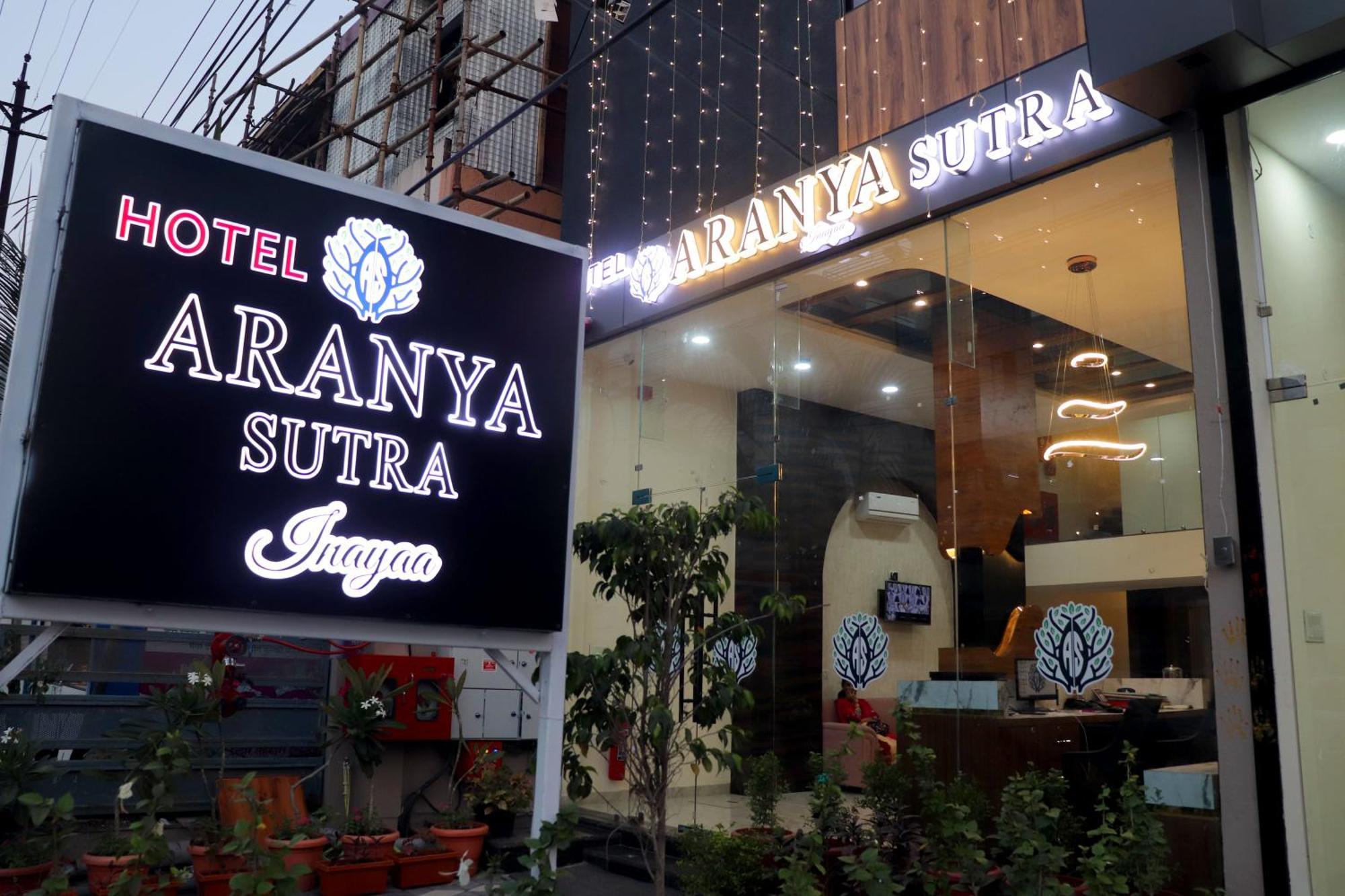 Hotel Aranyasutra Inaya, Індаур Екстер'єр фото